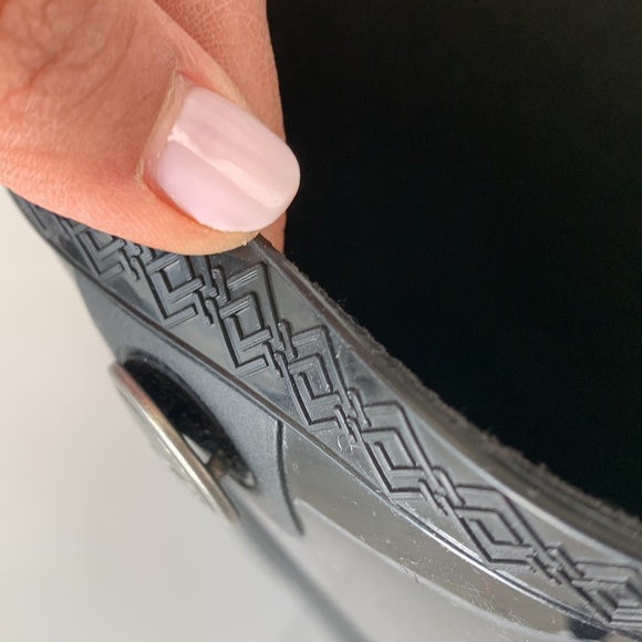 UGG Shaye Rain Boots in Black - Picture 10 of 13